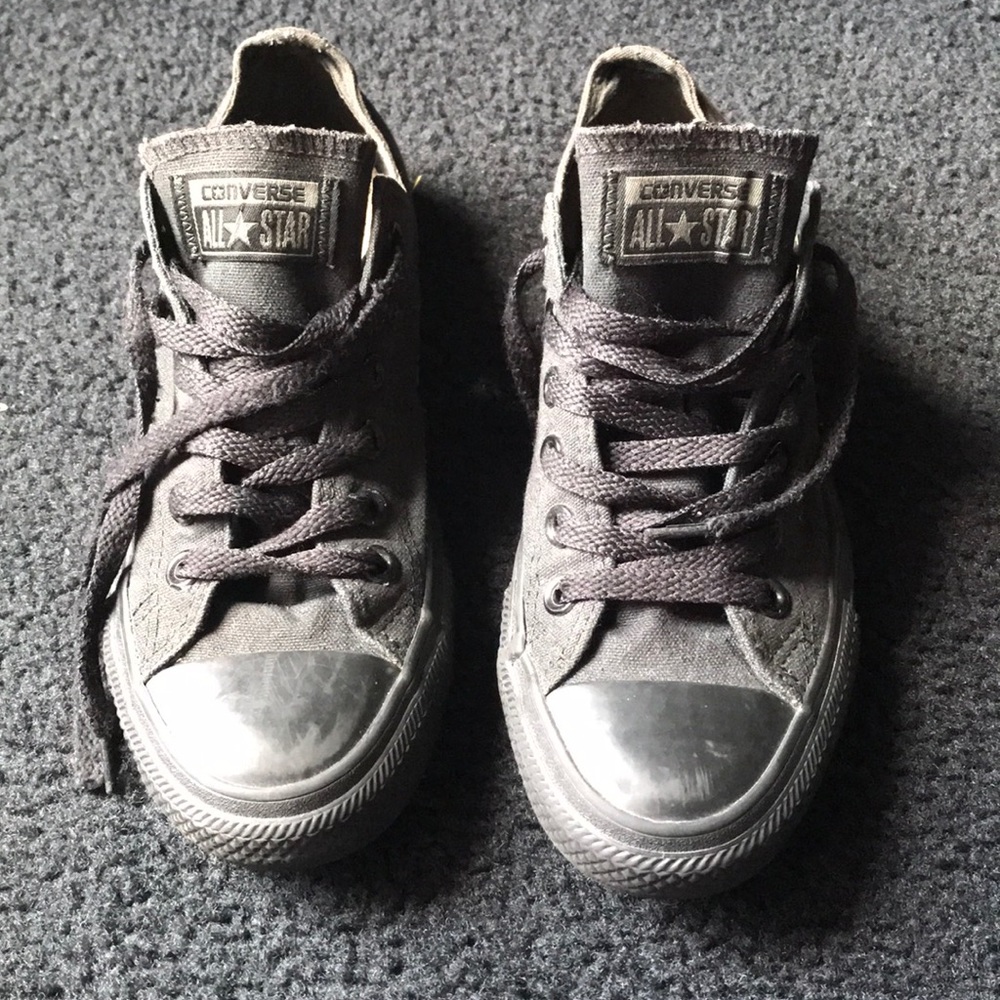 Black Converse